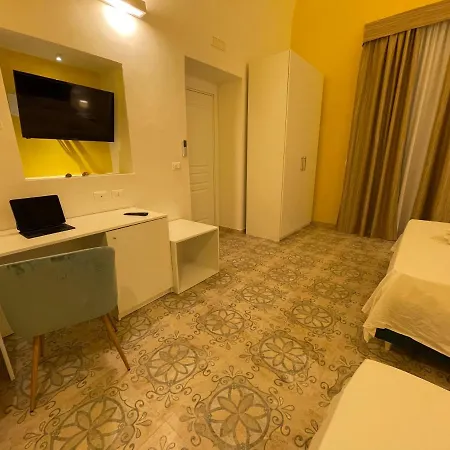 Donna Grazia Relais بيت ضيافة غالّيبولي