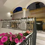 Konukevi Donna Grazia Relais 4*