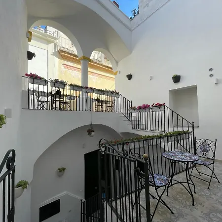 Donna Grazia Relais Галлиполи