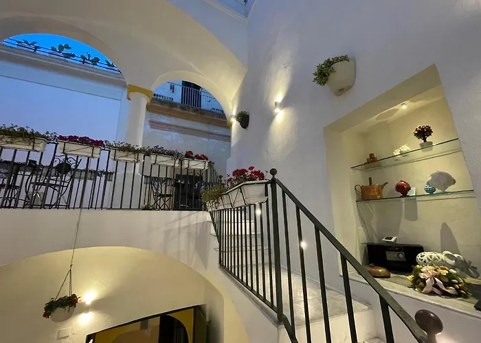 Donna Grazia Relais בית הארחה 4*